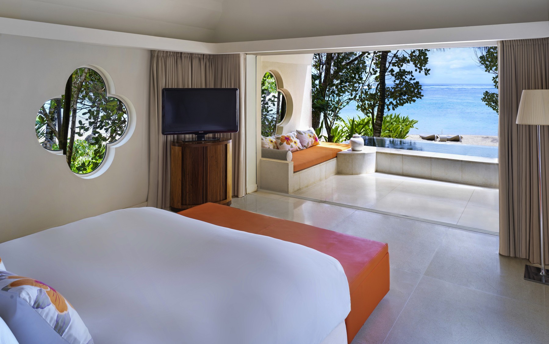 SO Beach Villa